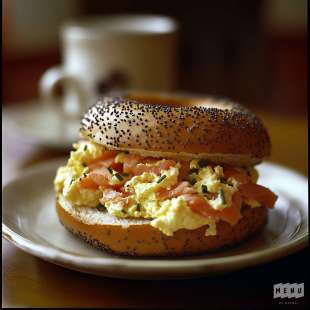 Bagel de Saumon Fumé et Oeufs Brouillés