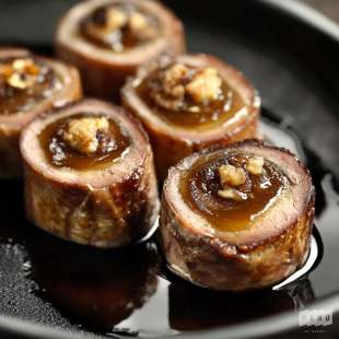 Roulés de Magret de Canard Farci au Foie Gras