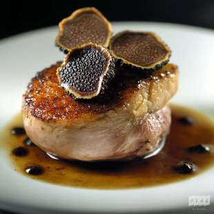 Pigeon au Foie Gras et Truffes