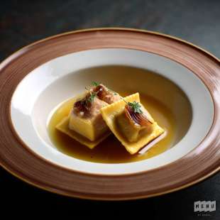 Raviolis de Foie Gras, Bouillon Dashi et Échalote Caramélisée