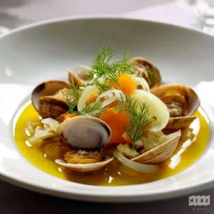 Praires en Nage Safranée, Fenouil et Bouillon de Légumes