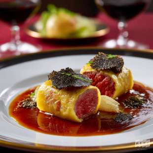 Cannellonis de Boeuf, Truffe Noire et Jus Corsé