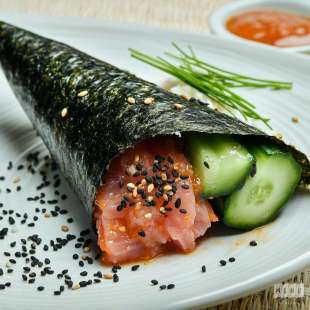 Temaki Thon Spicy et Concombre Croquant