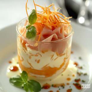 Recette Apéritif : Verrine à la Crème de Parmesan et Mousse de Jambon Fumé