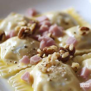 Raviolis Gorgonzola, Noix, Jambon de Parme