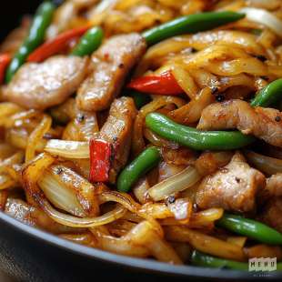 Porc Sauté aux Nouilles Chinoises