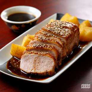 Rôti de Porc au Miel et Sauce Soja Sucrée