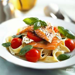Tagliatelles au Saumon, Tomates et Basilic
