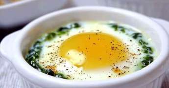 Oeuf Parfait aux Épinards et Ricotta